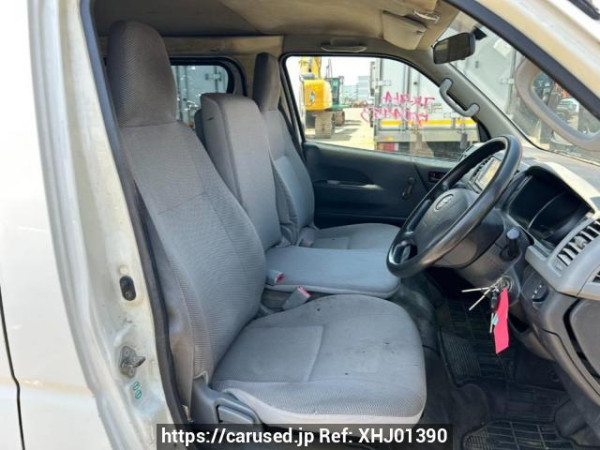 Used 2010 AT toyota regiusace-van KDH201V Image[12]