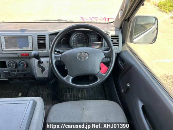 Used 2010 AT toyota regiusace-van KDH201V Image[18]
