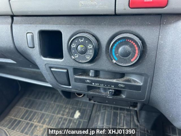 Used 2010 AT toyota regiusace-van KDH201V Image[23]
