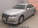 Toyota Crown GRS211