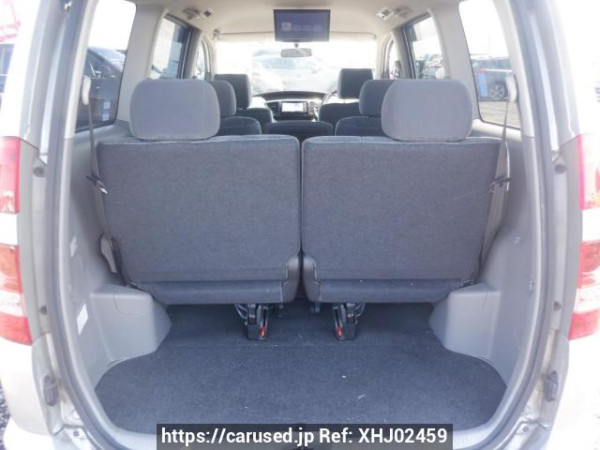 Used 2004 AT toyota noah AZR60G Image[8]