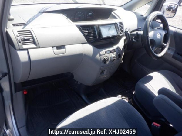 Used 2004 AT toyota noah AZR60G Image[14]