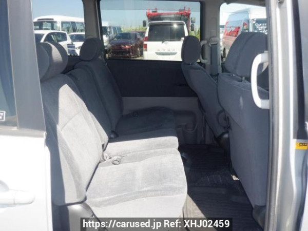 Used 2004 AT toyota noah AZR60G Image[15]