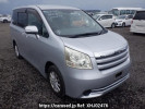 Toyota Noah ZRR70G