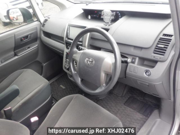 Used 2008 AT toyota noah ZRR70G Image[13]