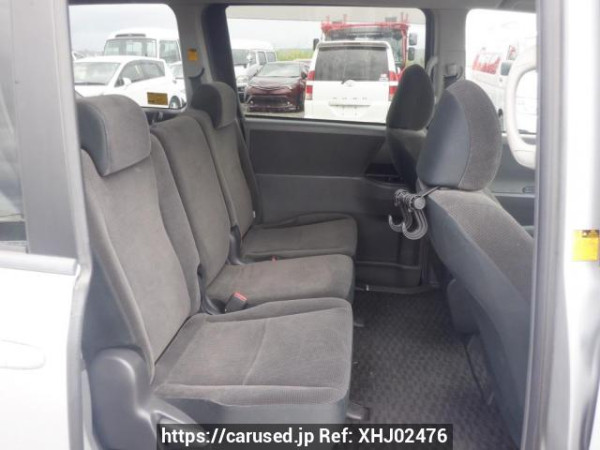 Used 2008 AT toyota noah ZRR70G Image[15]