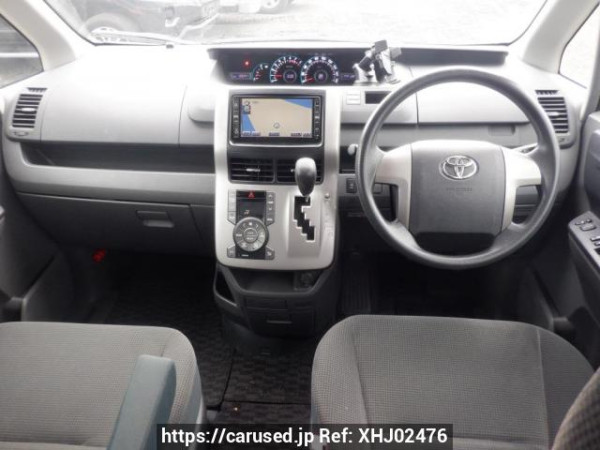Used 2008 AT toyota noah ZRR70G Image[18]