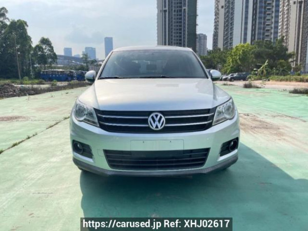 Used 2013 AT volkswagen tiguan - Image[1]