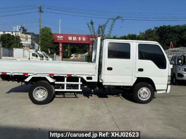 Used 2016 MT isuzu isuzu-others - Image[3]