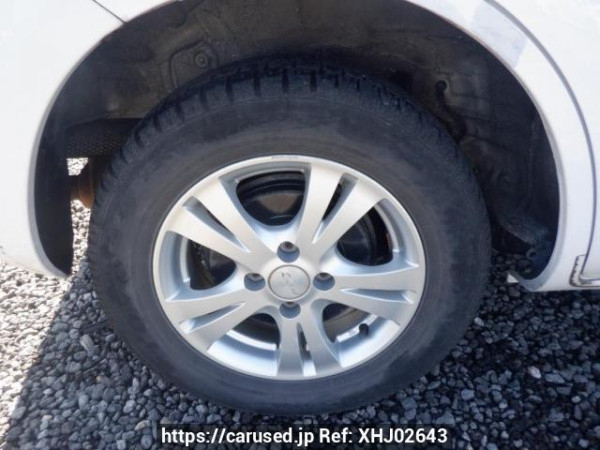 Used 2003 AT toyota sienta NCP81G Image[28]