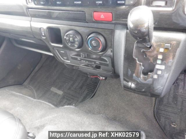 Used 2007 AT toyota hiace-van KDH205V Image[26]