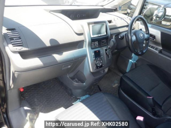 Used 2008 AT toyota voxy ZRR70W Image[13]