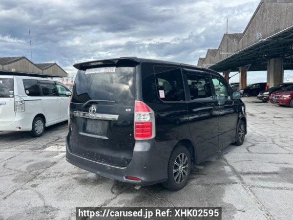 Used 2007 AT toyota noah ZRR70W Image[6]
