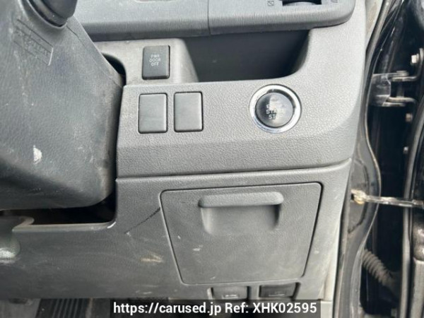 Used 2007 AT toyota noah ZRR70W Image[30]