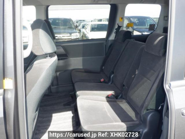 Used 2009 AT toyota noah ZRR70G Image[15]