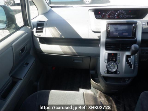 Used 2009 AT toyota noah ZRR70G Image[21]