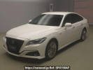Toyota Crown Hybrid AZSH20