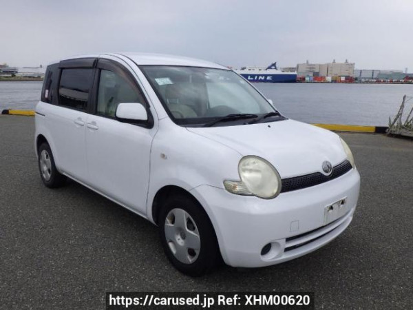 Used 2004 AT toyota sienta NCP81G Image[0]