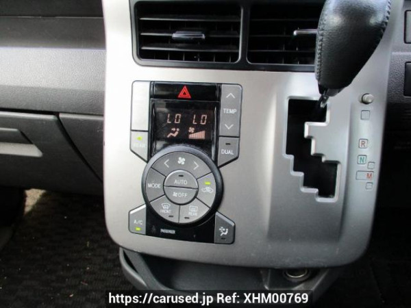 Used 2009 AT toyota noah ZRR70W Image[25]