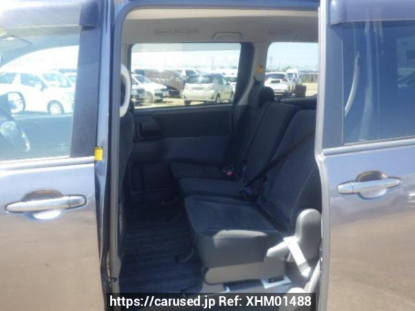 Used 2008 AT toyota noah ZRR70G Image[14]