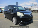 Toyota Noah ZRR70G