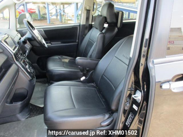 Used 2010 AT toyota noah ZRR70G Image[16]