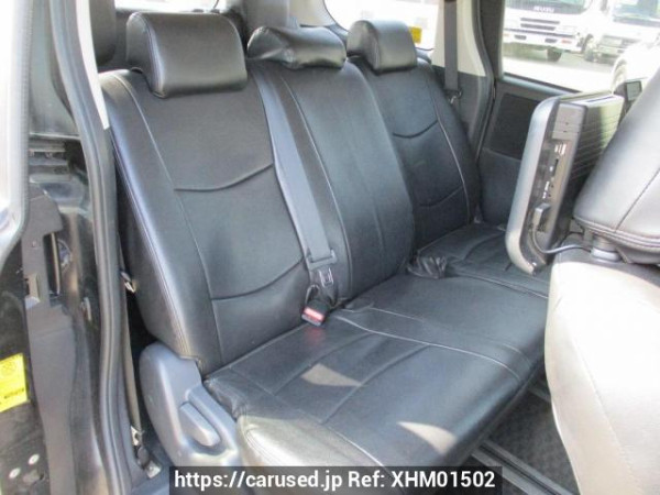 Used 2010 AT toyota noah ZRR70G Image[17]