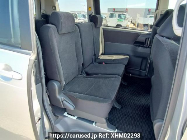 Used 2008 AT toyota noah ZRR70G Image[15]