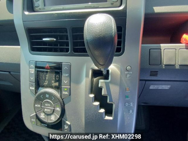 Used 2008 AT toyota noah ZRR70G Image[26]