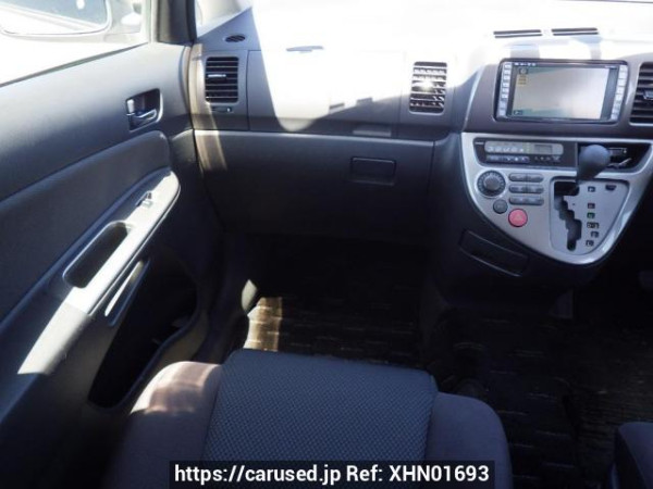 Used 2004 AT toyota wish ZNE10G Image[19]