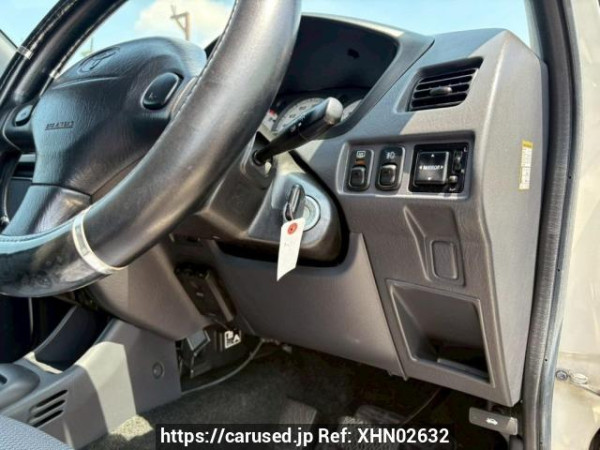Used 2004 AT toyota cami J102E Image[27]