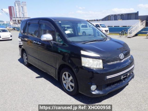 Used 2009 AT toyota voxy ZRR70W Image[0]