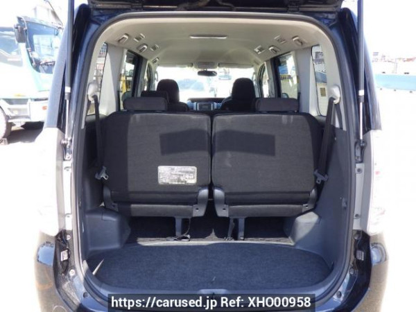 Used 2009 AT toyota voxy ZRR70W Image[8]