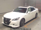 Toyota Crown Hybrid AWS210
