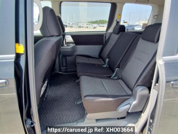 Used 2008 AT toyota noah ZRR70W Image[17]