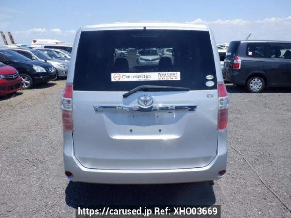 Used 2008 AT toyota noah ZRR70G Image[5]