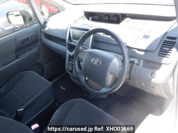 Used 2008 AT toyota noah ZRR70G Image[14]