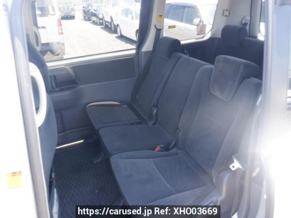 Used 2008 AT toyota noah ZRR70G Image[17]