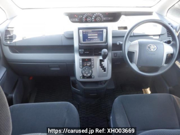 Used 2008 AT toyota noah ZRR70G Image[20]