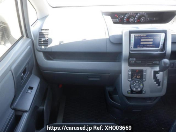 Used 2008 AT toyota noah ZRR70G Image[21]