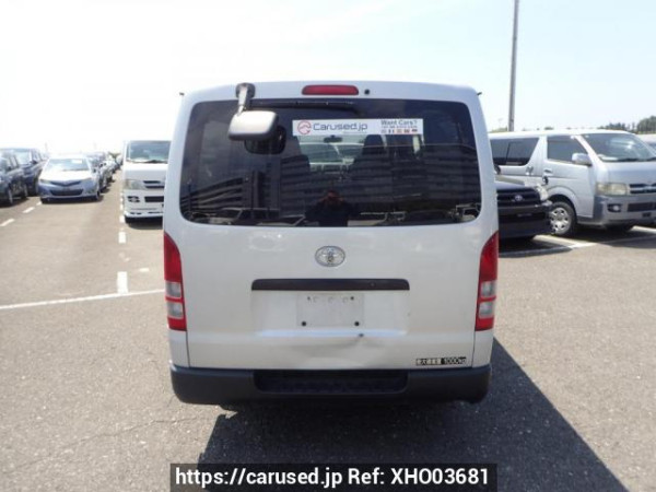 Used 2006 MT toyota regiusace-van KDH205V Image[4]