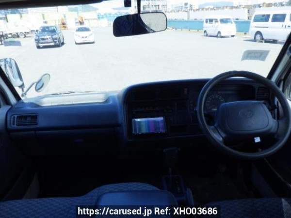 Used 2004 AT toyota hiace-van TRH112V Image[16]