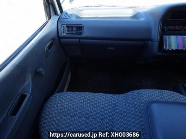 Used 2004 AT toyota hiace-van TRH112V Image[17]