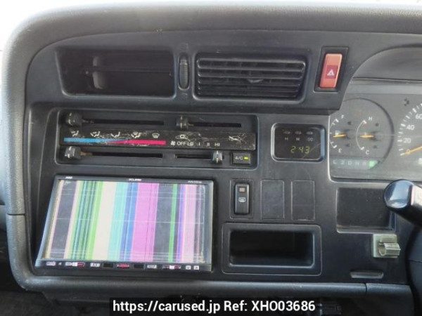 Used 2004 AT toyota hiace-van TRH112V Image[19]