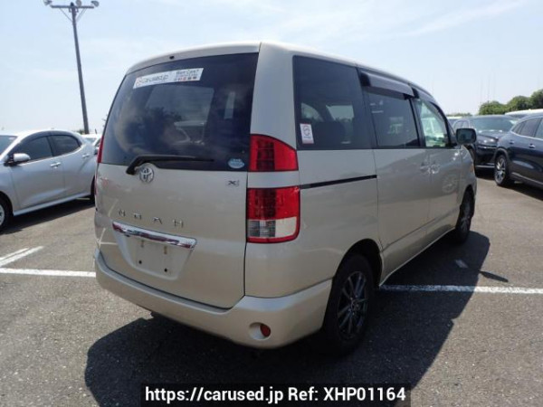 Used 2004 AT toyota noah AZR60G Image[5]