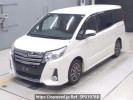 Toyota Noah ZRR80W