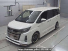 Toyota Noah ZWR80W