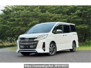 Toyota Noah ZRR80W