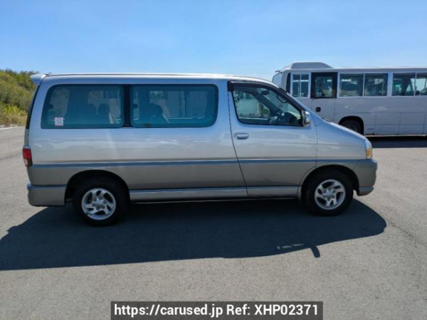 Used 1999 AT toyota regius-wagon RCH41W Image[7]