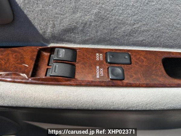 Used 1999 AT toyota regius-wagon RCH41W Image[25]